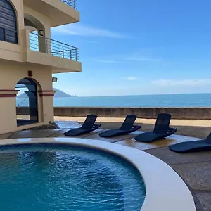 departamento-frente-al-mar-marina-del-rey.mazatlan-hotels.com/